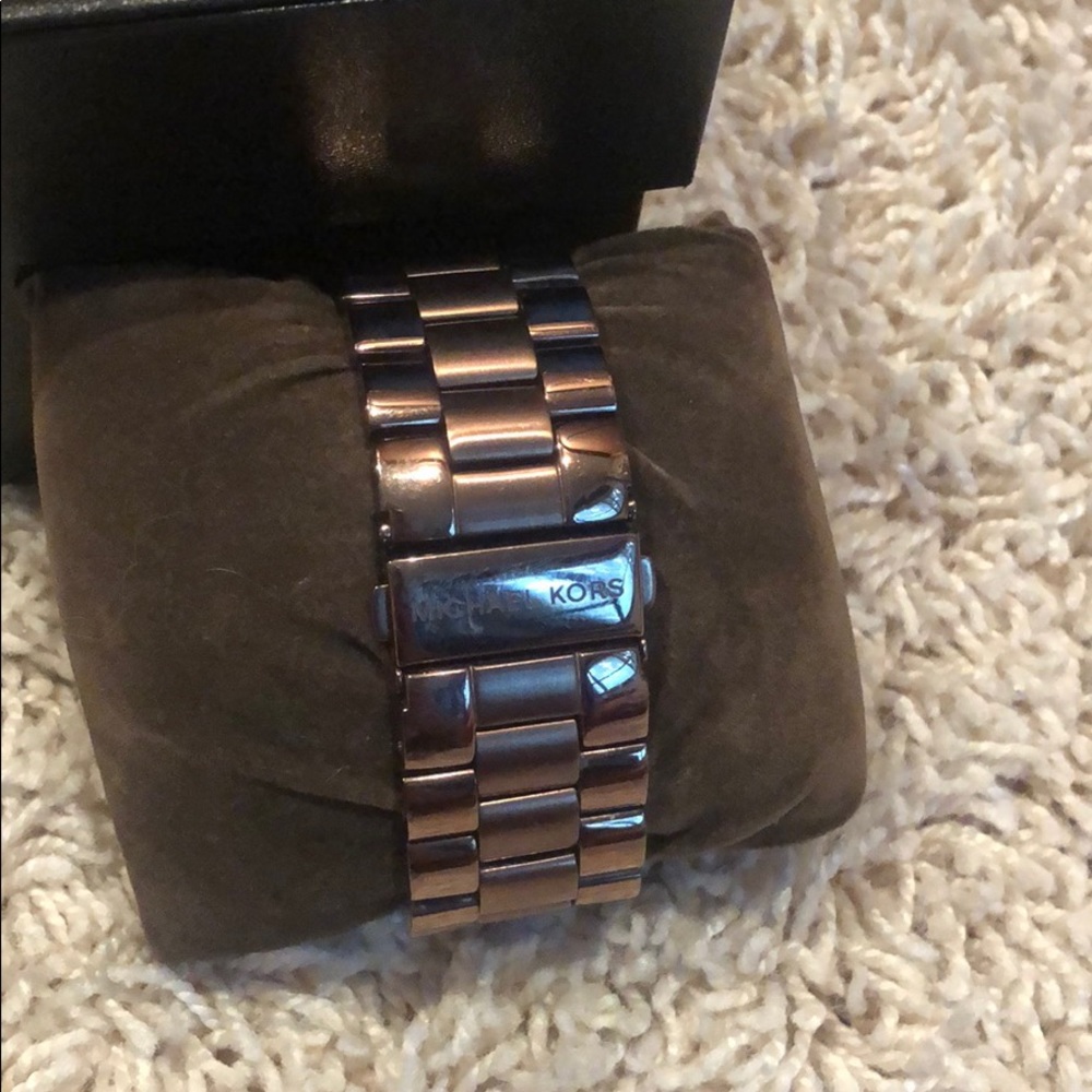 Michael Kors watch - Picture 3 of 3